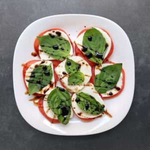 Low FODMAP Caprese Salad