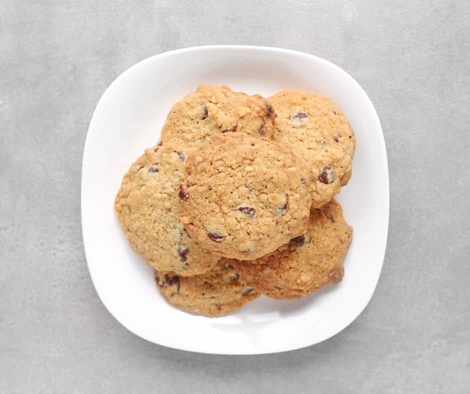 Low FODMAP hazelnut cookies on plate - 940 x 788